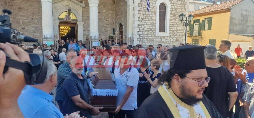  Ήταν όλοι εκεί για το «τελευταίο αντίο» στον εικονολήπτη Γιώργο Παυλάκη (ΦΩΤΟ)