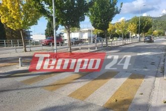 Θρήνος στην Ηγουμενίτσα: «Ο μικρός πετάχτηκε μπροστά μου» - Οι πρώτες λέξεις της οδηγού, για το θανατηφόρο τροχαίο