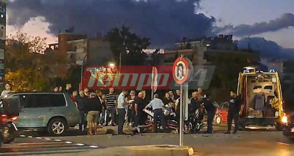Πάτρα: Κι άλλο τροχαίο στην Αμερικής - ΙΧ συγκρούστηκε με δίκυκλο - Ένας τραυματίας (ΦΩΤΟ)