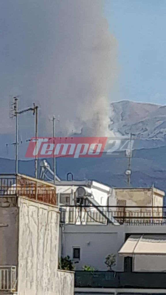 Πάτρα: Φωτιά στο Παναχαϊκό - Σηκώθηκαν 5 αεροπλάνα και 3 ελικόπτερα (ΦΩΤΟ & ΒΙΝΤΕΟ)