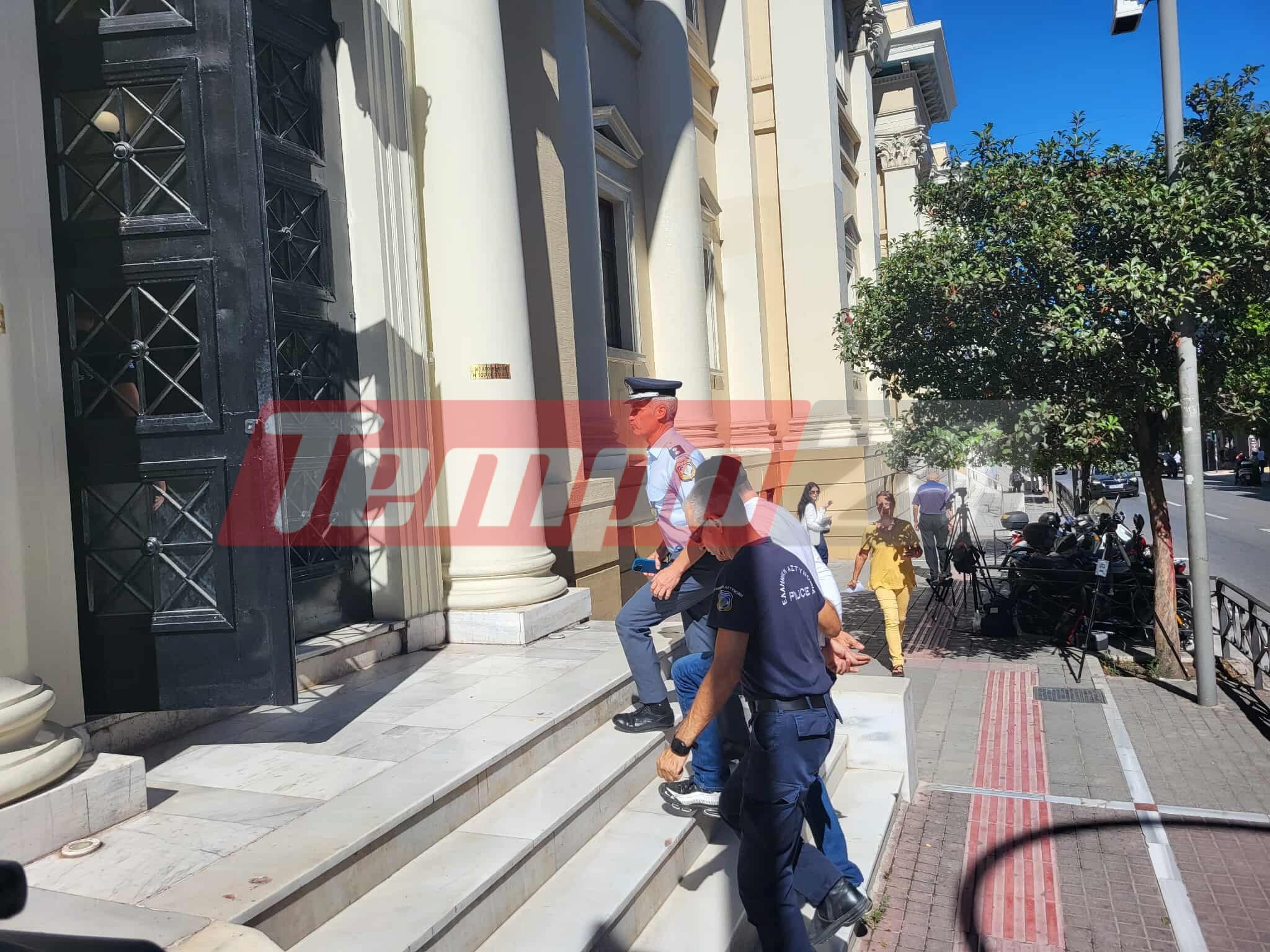 Πάτρα: Στον ανακριτή για να απολογηθεί ο 46χρονος που προκάλεσε το θανατηφόρο τροχαίο στην Ακτή Δυμαίων ΦΩΤΟ