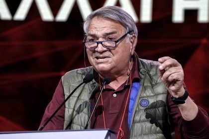 Ο Τσίπρας, το Κέντρο και η Γαλλία