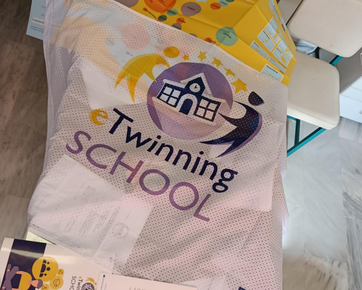 Απόκτηση ευρωπαϊκού τίτλου “eTwinning School” από το Γυμνάσιο Σαραβαλίου