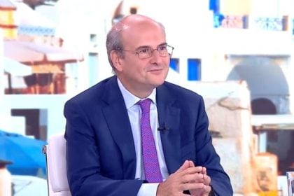 Κωστής Χατζηδάκης: «Η κυβέρνηση δεν θέλει να κρύψει κάτι στο σκάνδαλο του ΟΠΕΚΕΠΕ»