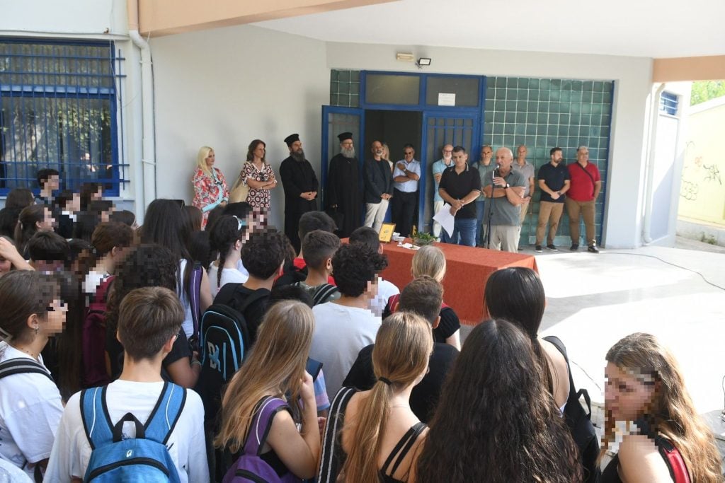 Πρώτο κουδούνι της νέας σχολικής χρονιάς στην Πάτρα - Η Δημοτική Αρχή στα σχολεία, το μήνυμα Πελετίδη (ΦΩΤΟ)