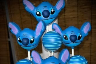Stitch cake pops