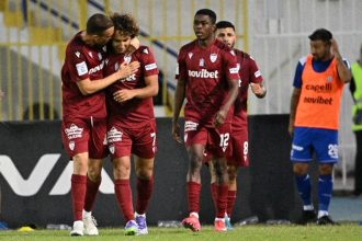 Με ψυχή και 10 παίκτες, η ΑΕΛ απέδρασε με βαθμό από το Περιστέρι!