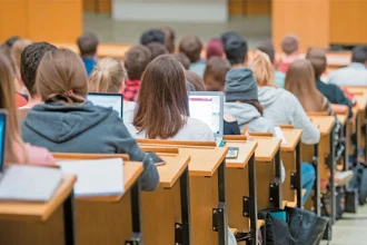 Λήγει αύριο η προθεσμία ηλεκτρονικής εγγραφής επιτυχόντων στην Τριτοβάθμια Eκπαίδευση