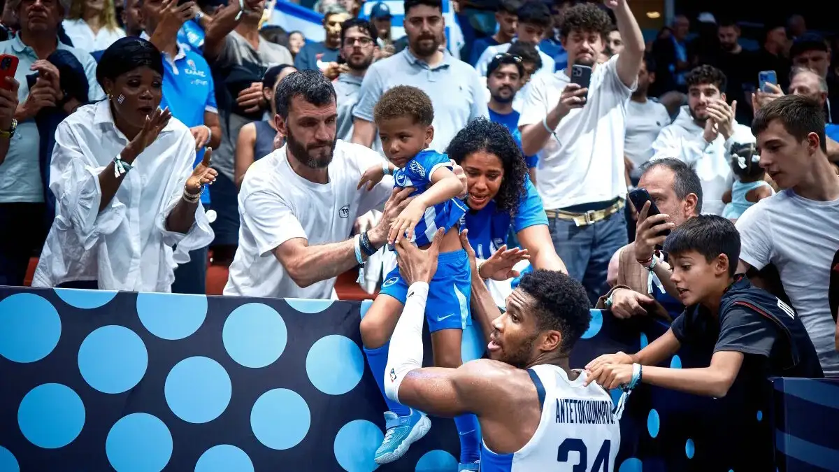 Η σύζυγος του Γιάννη Αντετοκούνμπο δέχθηκε απειλητικά μηνύματα στο Instagram: «Θα σκοτώσουμε εσένα και την οικογένεια σου»