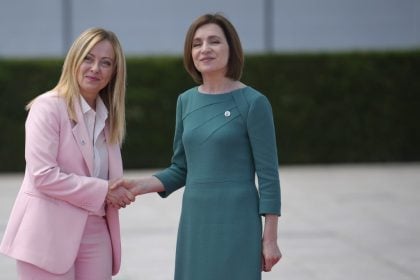 Συνάντηση Μελόνι με την πρόεδρο της Μολδαβίας - Στο επίκεντρο η κατάρριψη ρωσικών drones στην Πολωνία