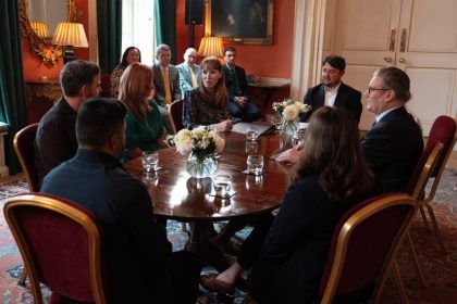 Ην. Βασίλειο: Η παραίτηση Ρέινερ και ο «χαοτικός ανασχηματισμός» των Εργατικών
