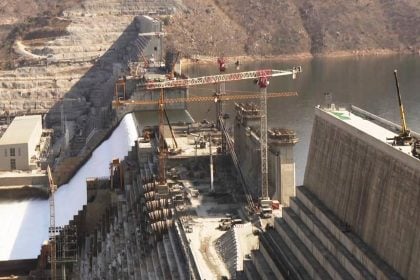 Η Αιθιοπία εγκαινιάζει το μεγάλο φράγμα της στο Νείλο, το μεγαλύτερο υδροηλεκτρικό έργο της Αφρικής