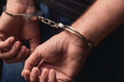 Λευκάδα: 32χρονος τραυμάτισε και λήστεψε 22χρονο