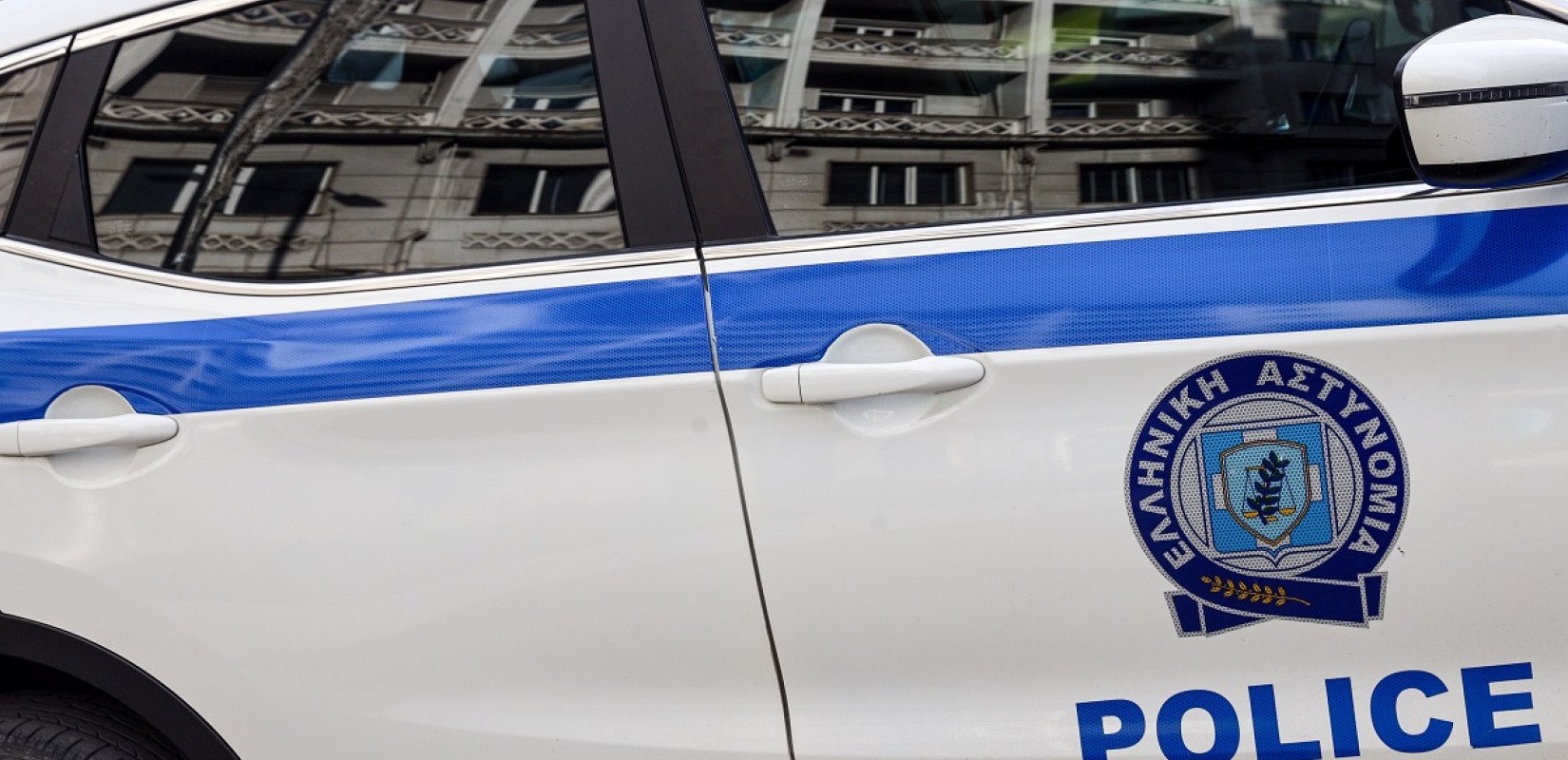Πάτρα: Αστυνομικός χτύπησε με το αυτοκίνητο τον αδερφό του και μετά του επιτέθηκε με σιδερολοστό
