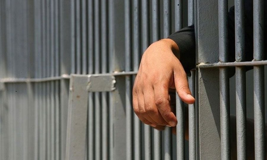 Αιγάλεω: Φυλάκιση 2 ετών στον 32χρονο για τις σεξουαλικές επιθέσεις στο Αιγάλεω – Έχει ήδη προφυλακιστεί για εμπρησμούς