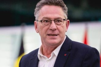 13 ώρες εργασία: Ούτε γάτα, ούτε ζημιά;