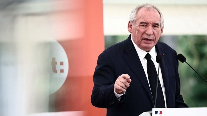 Γαλλία: Παραιτήθηκε ο Φρανσουά Μπαϊρού