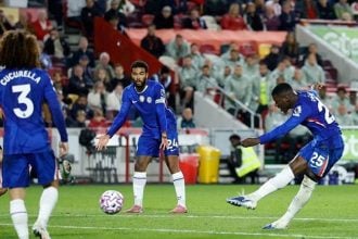 Αγγλία: Ο Καρβάλιο έσωσε την Μπρέντφορντ στις καθυστερήσεις, 2-2 με την Τσέλσι