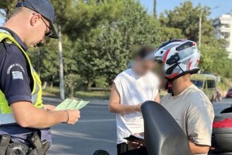 Δυτ. Ελλάδα: "Βροχή" οι κλήσεις για μη χρήση κράνους