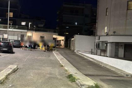 Δυτ. Ελλάδα: Απίστευτο περιστατικό - Ούρησε δημοσίως και ακολούθησε συμπλοκή!