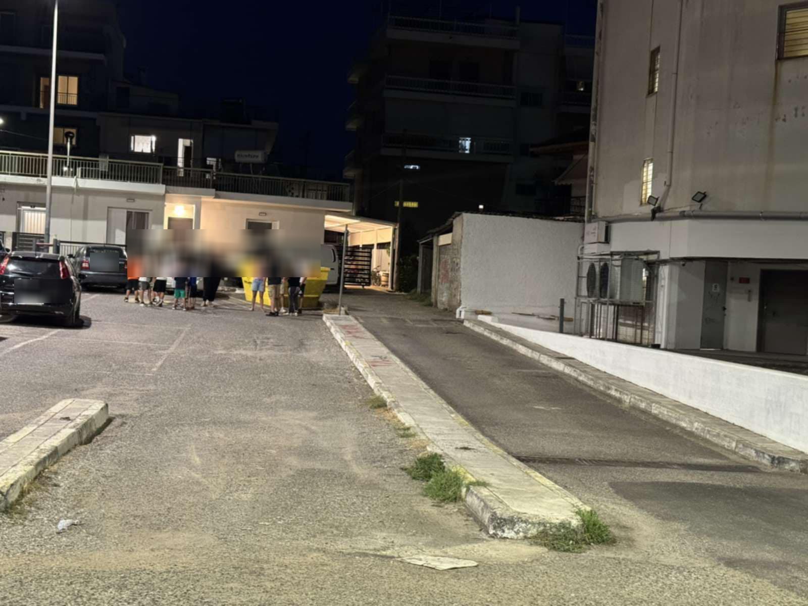 Δυτ. Ελλάδα: Απίστευτο περιστατικό - Ούρησε δημοσίως και ακολούθησε συμπλοκή!