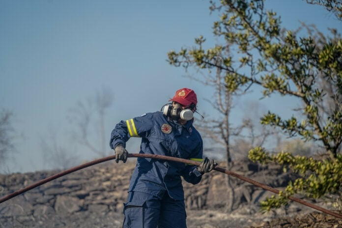 Αγρίνιο: Φωτιά στο Σκάλωμα – Επιχειρούν και εναέρια μέσα 