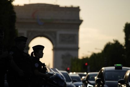 Παρίσι: Το 20% των ακινήτων επί της λεωφόρου των Ηλυσίων Πεδίων ανήκει σε πολίτες του Κατάρ