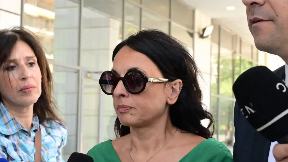 Αφροδίτη Γεωργούση για Πέτρο Φιλιππίδη: «Στη δίκη είπαν ότι δεν είμαστε αρκετά όμορφες για να μας βιάσει»