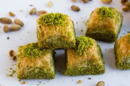 Ποιοι γιορτάζουν σήμερα 16 Σεπτεμβρίου