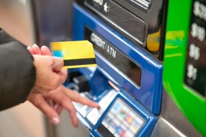 e-ΕΦΚΑ και ΔΥΠΑ: Τελευταία ημέρα πληρωμών σήμερα