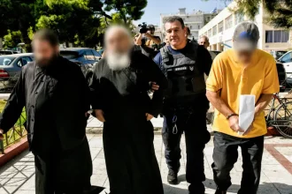Καλάβρυτα: Ευαγγέλιο που ορκίζονταν οπλαρχηγοί της Επανάστασης του 1821 ήθελαν να πουλήσουν τα μέλη της οργάνωσης