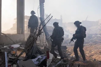 Τουλάχιστον 34 νεκροί από ισραηλινές επιθέσεις στην Γάζα – Συνεχίζεται η στρατιωτική εκστρατεία