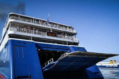 Προσωρινά ελεύθεροι ο πλοίαρχος και ο Α' μηχανικός του Blue Star Chios που συνελήφθησαν για τον θάνατο του 20χρονου Τάσου