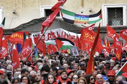Ιταλία: Τα «συνδικάτα βάσης» προκήρυξαν γενική απεργία σε ένδειξη συμπαράστασης στη Παλαιστίνη