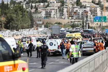Τρομοκρατική επίθεση στην Ιερουσαλήμ: Πέντε νεκροί, πάνω από 10 οι τραυματίες
