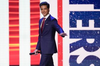 Συγγνώμη ζήτησε ο παρουσιαστής του Fox που προέτρεψε να βομβαρδιστεί ο ΟΗΕ