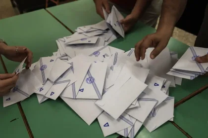 Δημοσκόπηση GPO: Στις 15,4 μονάδες η διαφορά ΝΔ και ΠΑΣΟΚ – Πως αξιολογούν οι πολίτες τα μέτρα στη ΔΕΘ