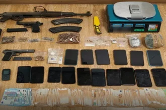 Εξαρθρώθηκε εγκληματική οργάνωση ναρκωτικών με κέρδη 8 εκατ. ευρώ - Κατασχέθηκε ένας τόνος κάνναβης και βαρύς οπλισμός