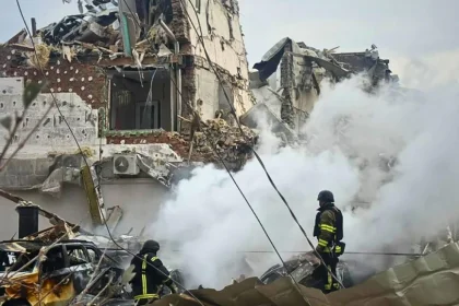 Οι Ρώσοι έφεραν την κόλαση στην Ουκρανία, επίθεση με 500 drones και 40 πυραύλους: Τέσσερις νεκροί και δέκα τραυματίες στο Κίεβο