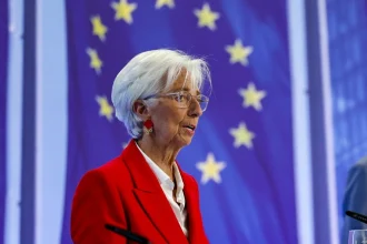 Λαγκάρντ: Η ΕΚΤ έχει επιτύχει τον στόχο για τον πληθωρισμό, αλλά η αβεβαιότητα παραμένει