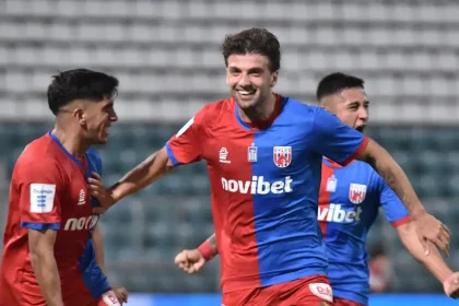 Βόλος – Αστέρας Τρίπολης 2-1: Η δεύτερη σερί νίκη των γηπεδούχων άφησε τους Αρκάδες στον πάτο της Super League