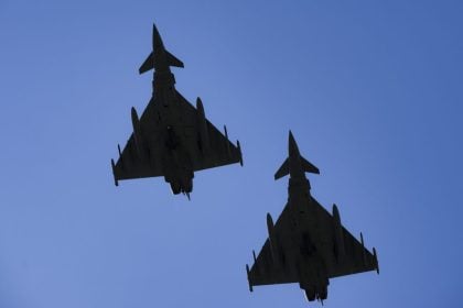 Βρετανικά μαχητικά θα συμμετάσχουν στην αποστολή «Ανατολικός φρουρός» του ΝΑΤΟ