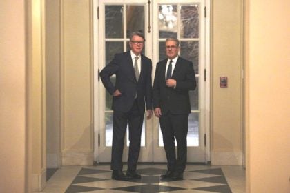 Βρετανία: Στο στόχαστρο ο Στάρμερ για τον διορισμό Μάντελσον