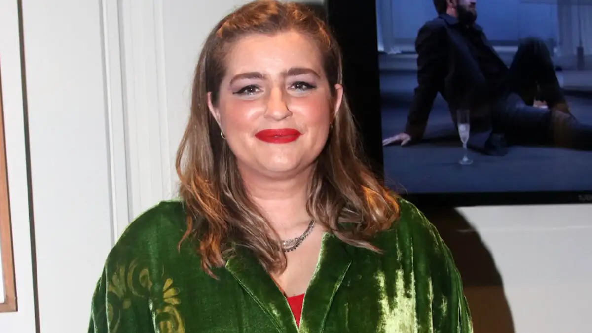 Μαρία Κίτσου: «Γονέας δεν είναι αυτός που σε γεννάει, αλλά αυτός που σε αγαπάει, σε μεγαλώνει, πονάει για σένα»