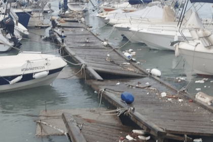 Πάτρα: Κάτοικοι καταγγέλλουν το Δήμο για την κατάσταση στην Μαρίνα