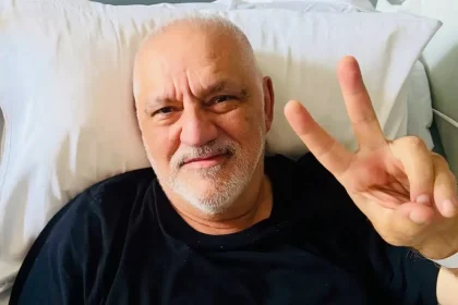 Ο Νίκος Πορτοκάλογλου έκανε αφαίρεση χολής: Η φωτογραφία μέσα από το νοσοκομείο και το δημόσιο «ευχαριστώ»