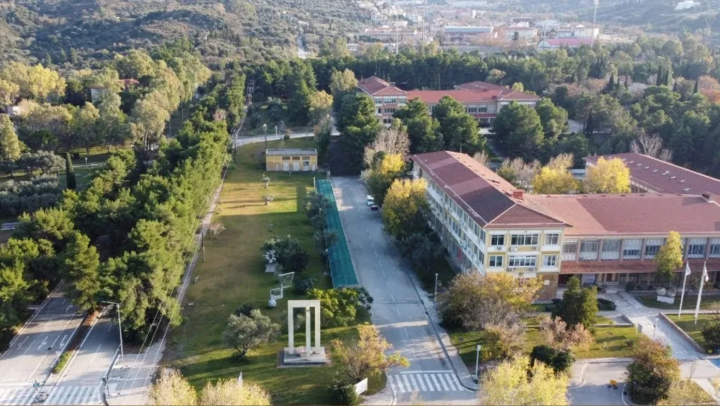 Η ΕΛΜΕ Αχαΐας καταγγέλλει το υπουργείο για αποσπάσει καθηγητών στο Πανεπιστήμιο Πατρών
