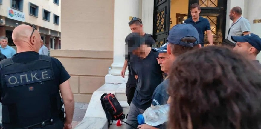 Πάτρα: Ελεύθεροι οι δύο νέοι, που είχαν προφυλακιστεί για την φωτιά στο Γηροκομειό