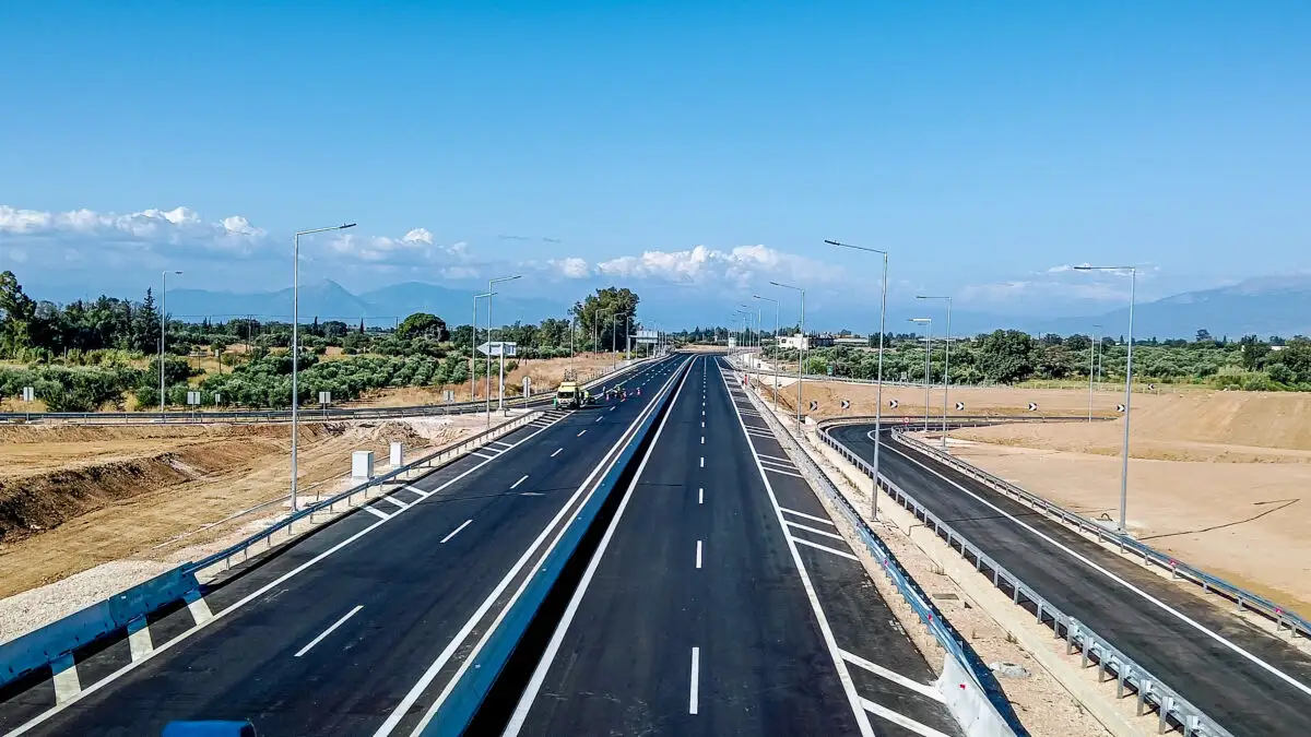 Πατρών-Πύργου: Εντός του έτους τελειώνουν τα έργα σύνδεσης με το λιμάνι της Κυλλήνης - «Τελευταία ταλαιπωρία» τα 10 χλμ για την ολοκλήρωση του αυτοκινητόδρομου