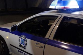 Βρέφος 30 ημερών βρέθηκε σε καρότσι σούπερ μάρκετ κοντά στην Ακρόπολη